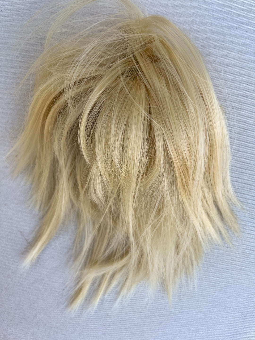 Best Hairpiece And Toupee Tape To Hold For All-Day Confidence