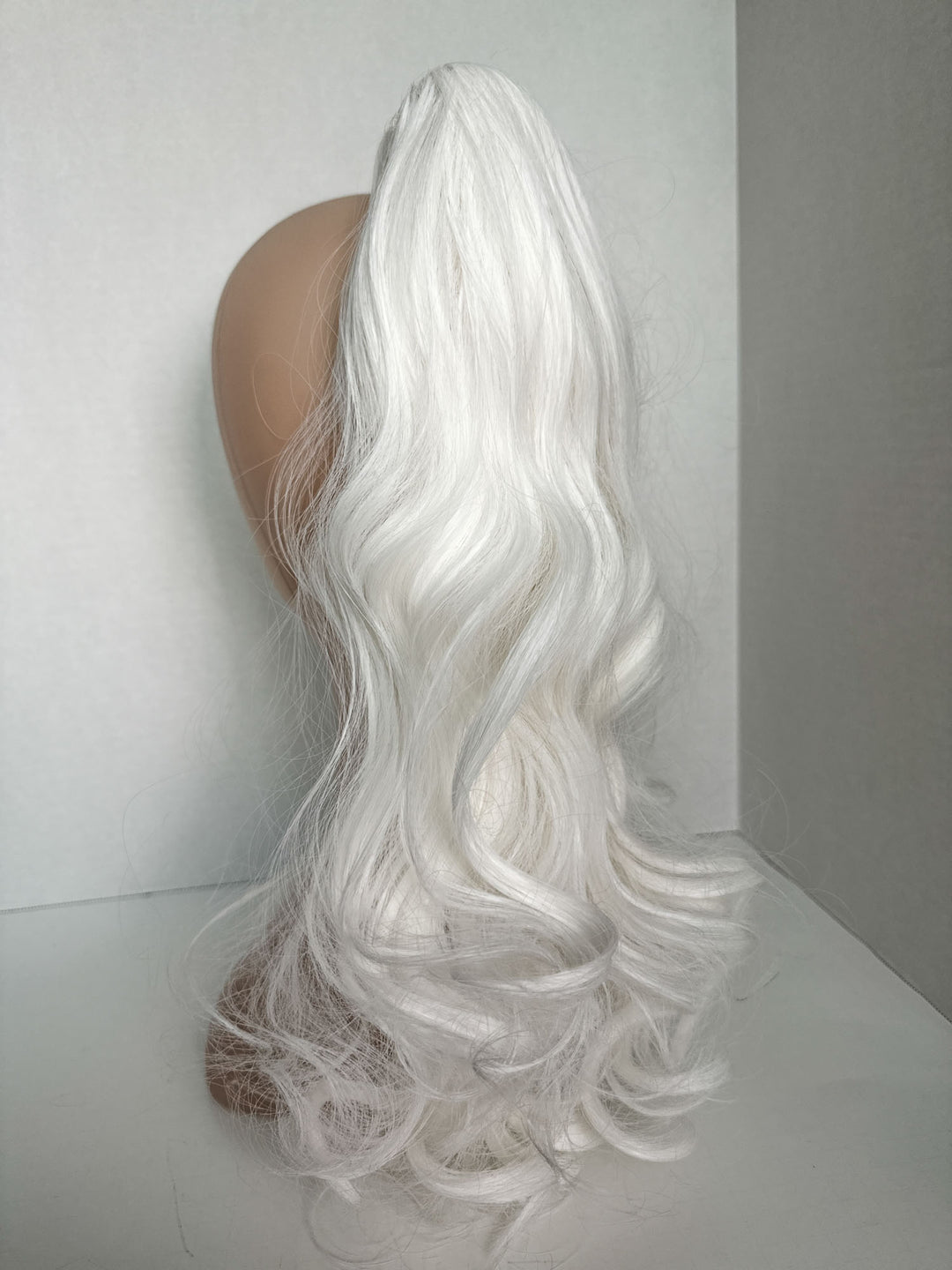 #color_white