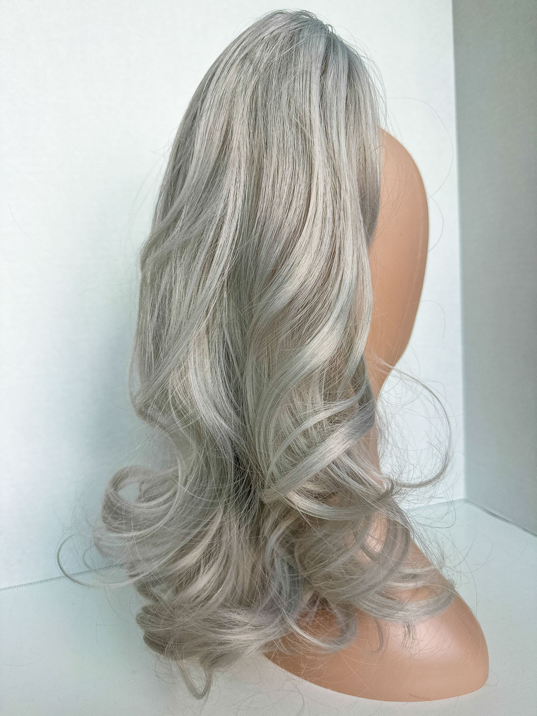 #color_silver-grey