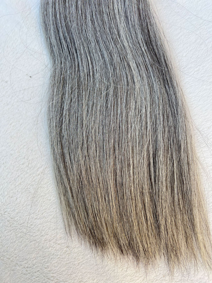gray human hair#color_salt-and-pepper-grey