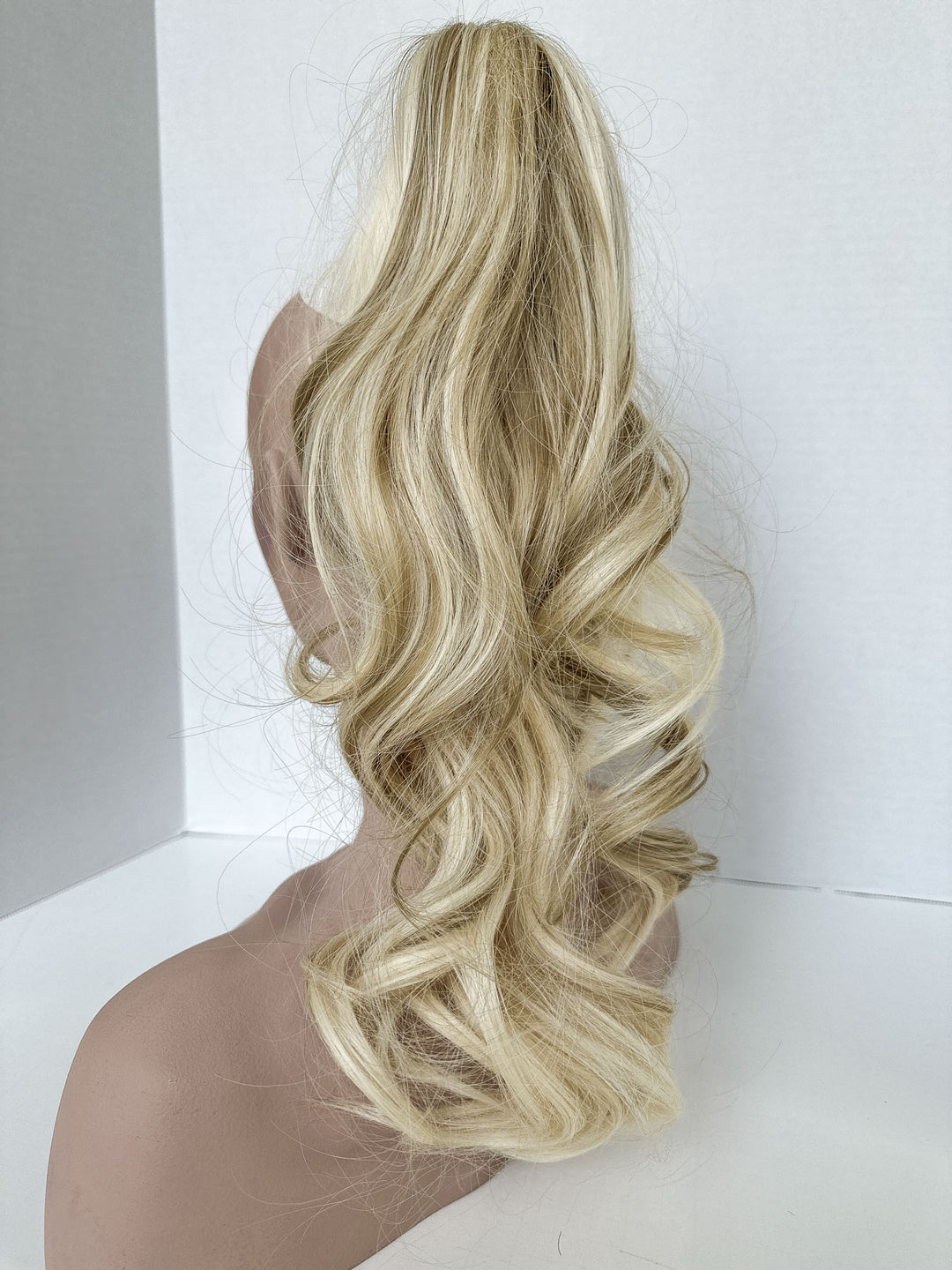 #color_brown-mix-light-blonde