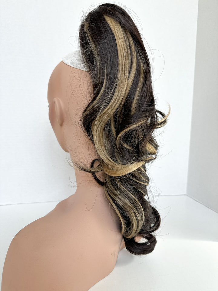 #color_dark-brown-blonde