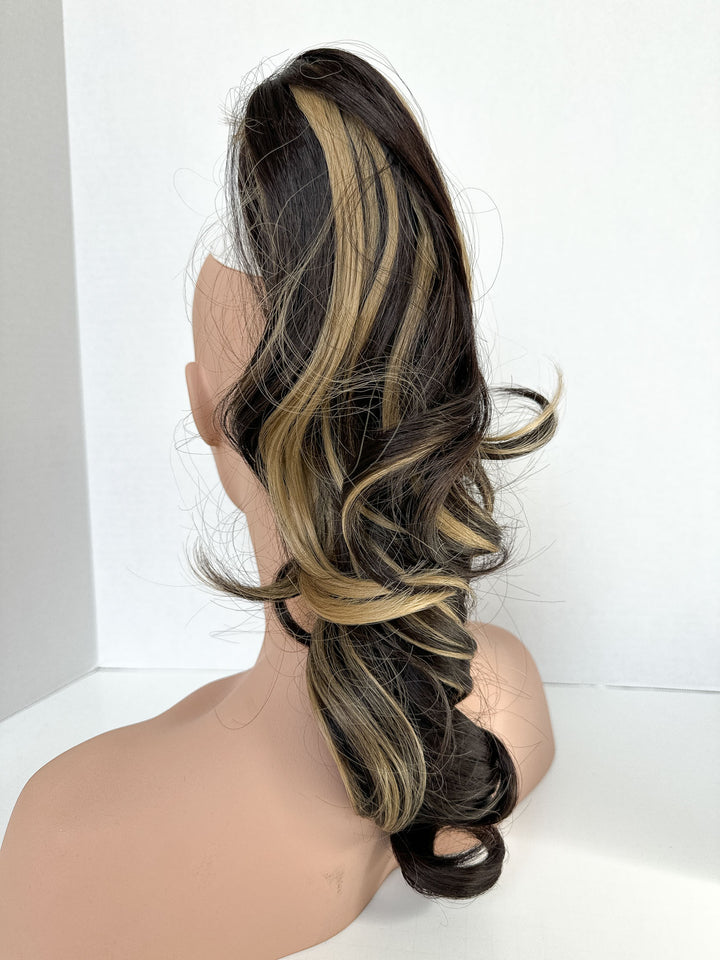 #color_dark-brown-blonde