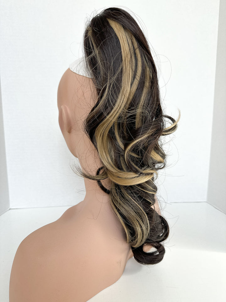 #color_dark-brown-blonde