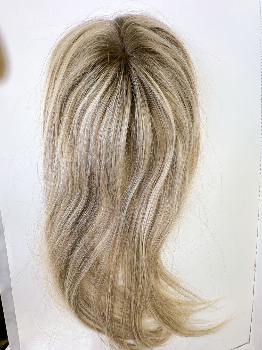 #color_dark-rooted-blonde