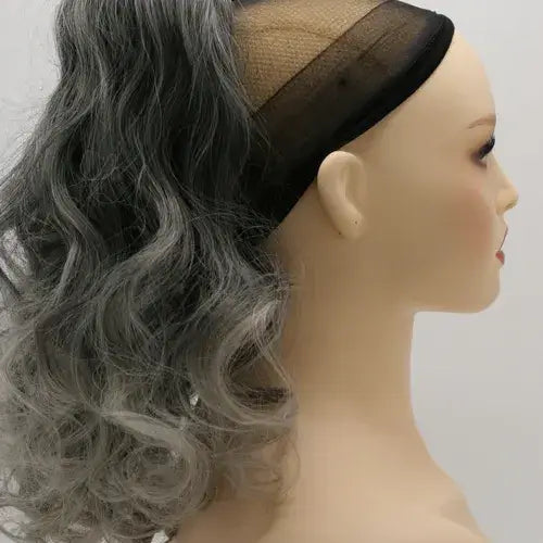Claw clip ponytails: An easy and stylish hairstyle solution