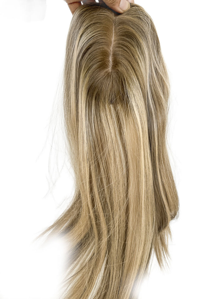 Hair Topper Rooted Blonde Highlights