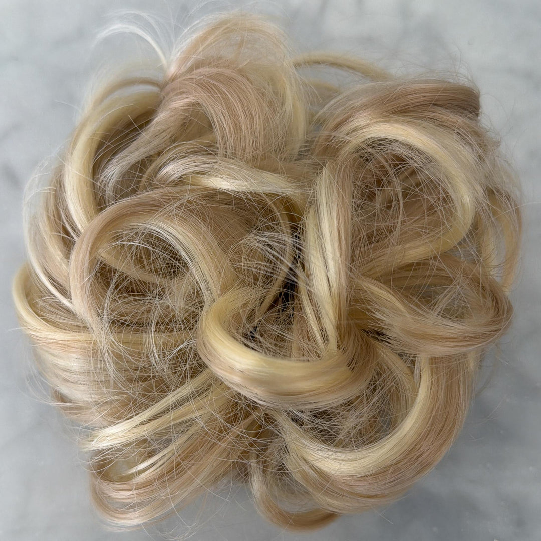 bun extensions#color_golden-blonde-mix-bleach-blonde