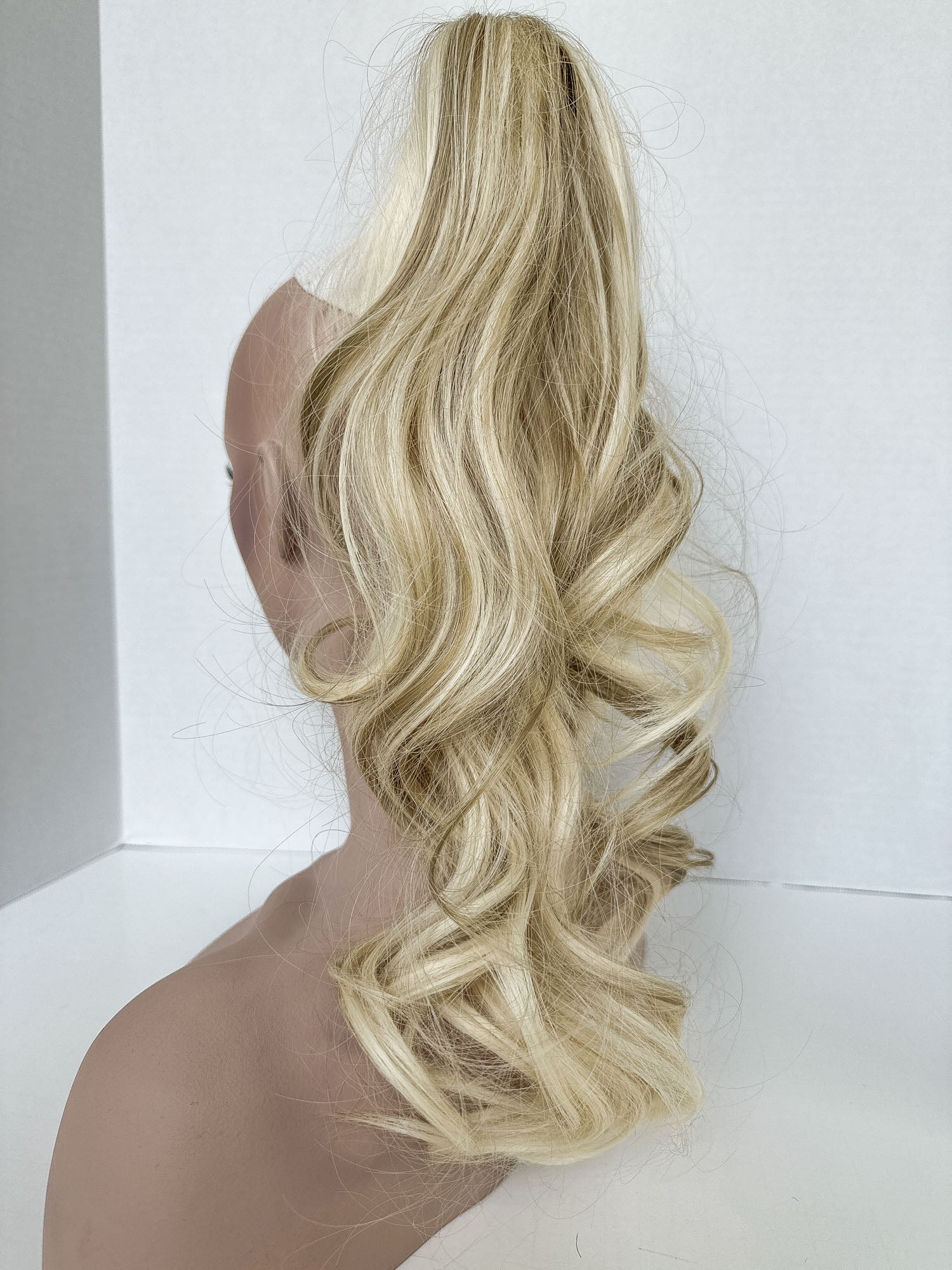 Claw Ponytail Extensions Blonde Highlighted Apexhairs