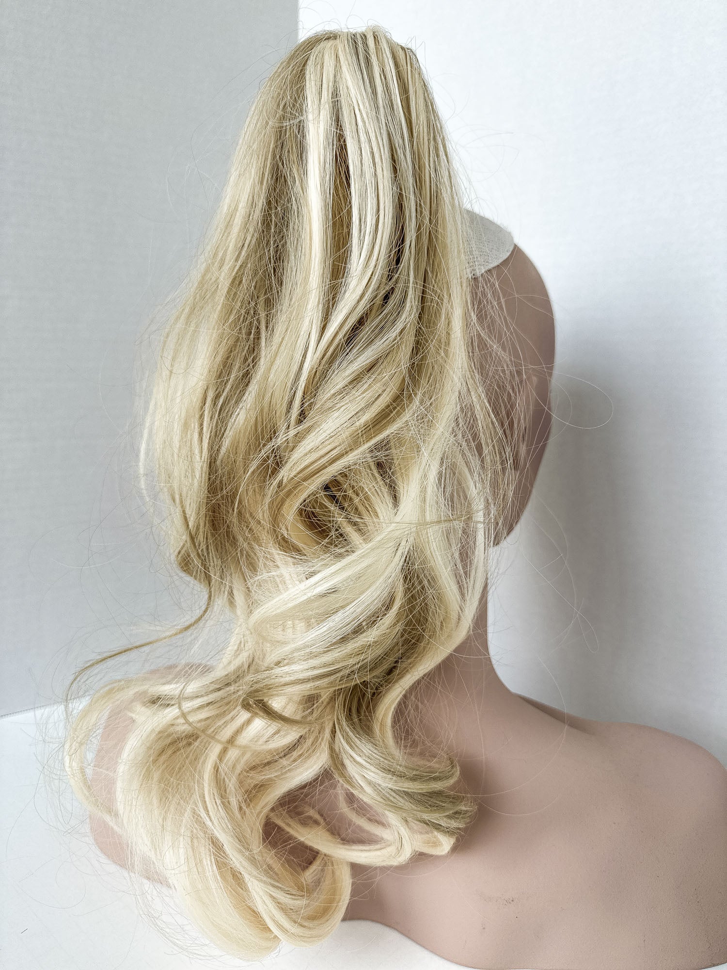 Claw Ponytail Extensions Blonde Highlighted Apexhairs
