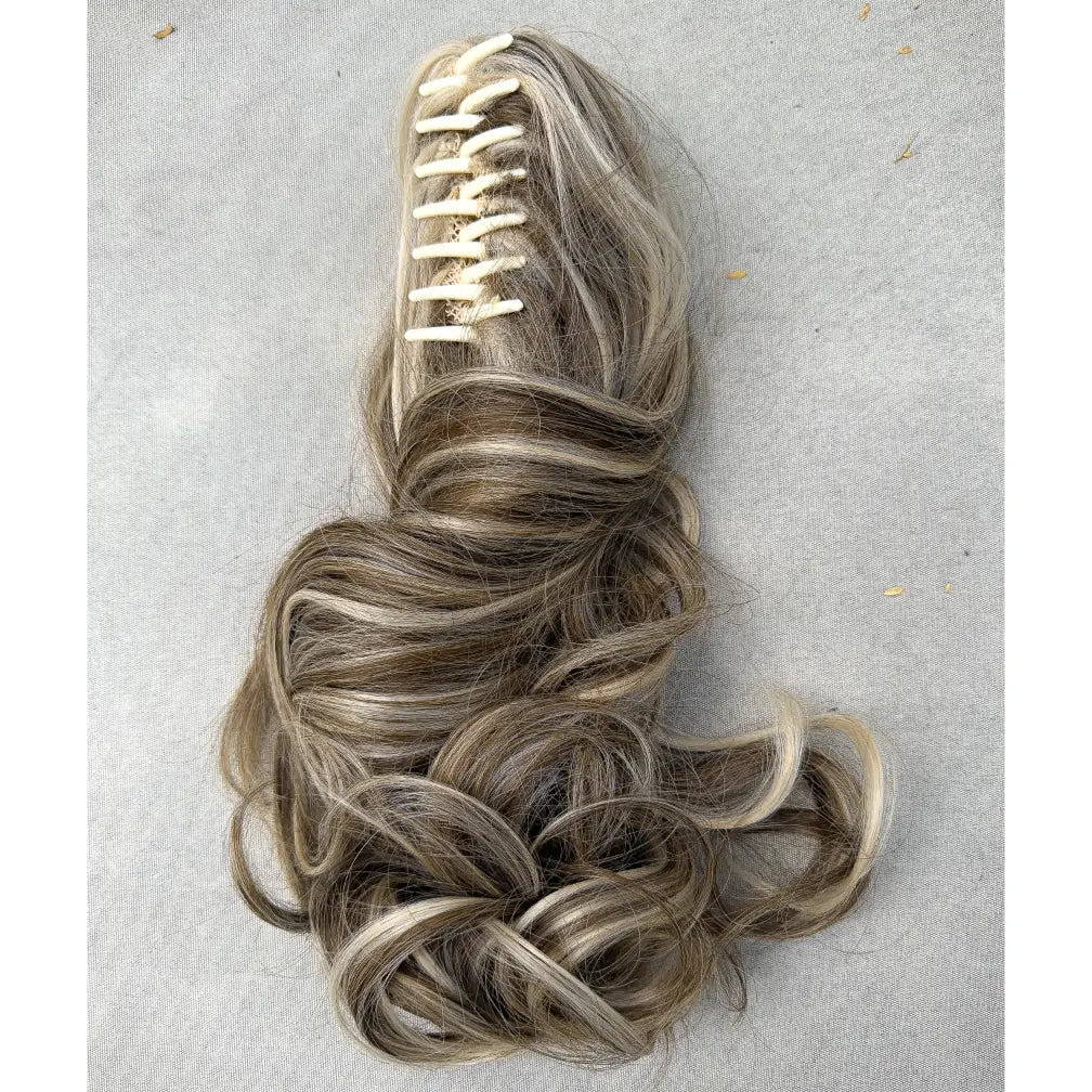#color_light-brown-mix-blonde