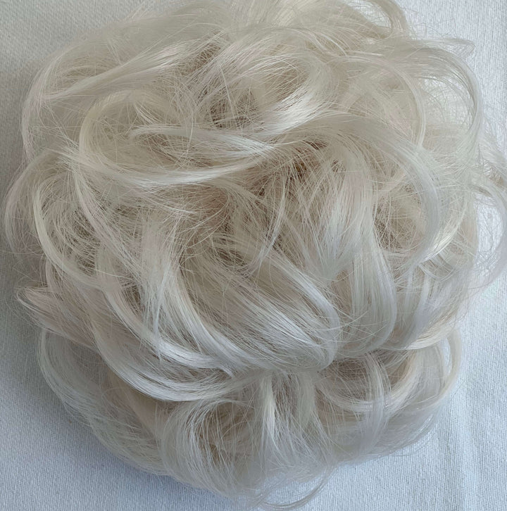 white blonde messy bun hair piece#color_platinum-blonde